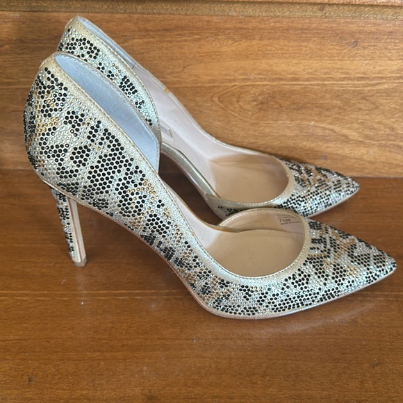 Super cute INC heels - Picture 2 of 4